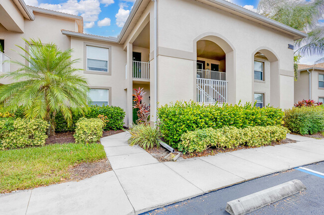 20001 Barletta Ln in Estero, FL - Building Photo - Building Photo