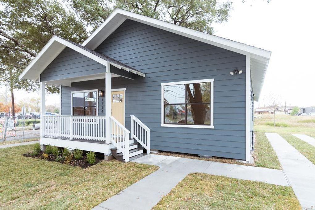 4734 Bell St in Houston, TX - Building Photo