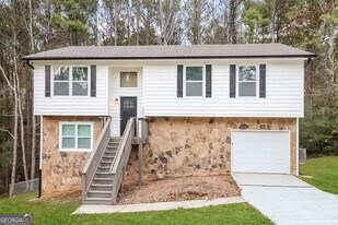 2626 Del Ridge Dr in Douglasville, GA - Building Photo