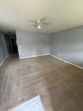207 S Willow Rd in Evansville, IN - Building Photo - Building Photo