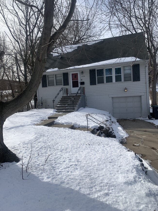 property at 6328 N 36th Ave