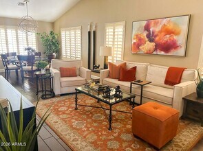 10360 E Sutton Dr in Scottsdale, AZ - Building Photo - Building Photo