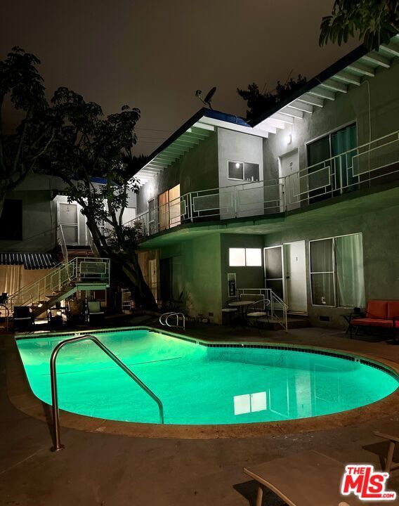 941 N San Vicente Blvd in West Hollywood, CA - Building Photo - Building Photo