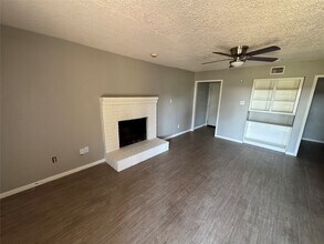 13611 Ravensway Dr in Cypress, TX - Building Photo - Building Photo