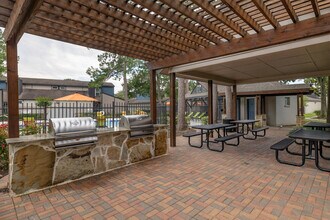 Estates at Cypress in Cypress, TX - Foto de edificio - Building Photo