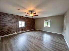 905 E 16th St in Greeley, CO - Building Photo