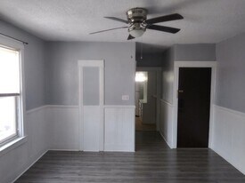 48 Covell St in New Bedford, MA - Building Photo