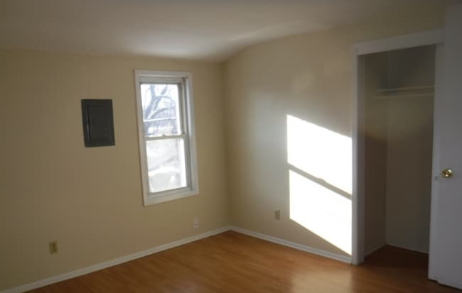 513 N Oak Ave in Owatonna, MN - Building Photo - Building Photo
