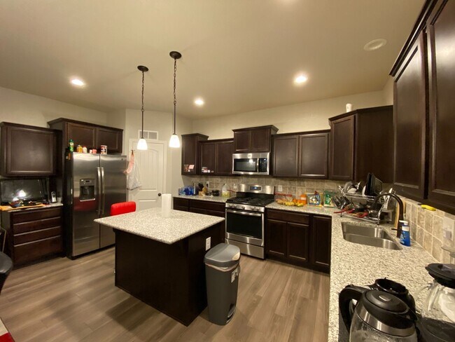 10858 Traders Pkwy in Fountain, CO - Building Photo - Building Photo