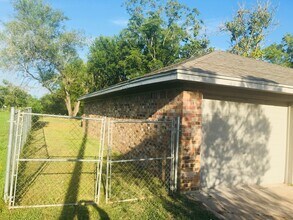19135 County Rd 520A in Brazoria, TX - Building Photo - Building Photo