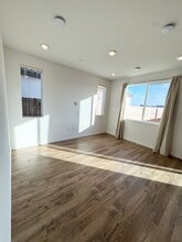 8260 Morning Star Wy in Elk Grove, CA - Building Photo - Building Photo