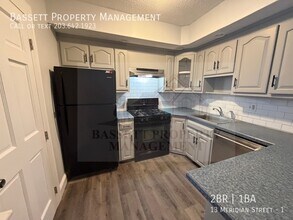 13 Meridian St in Plymouth, CT - Building Photo - Building Photo