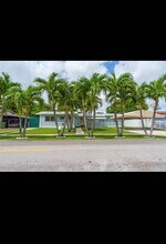 6630 W 5th Pl in Hialeah, FL - Building Photo - Building Photo