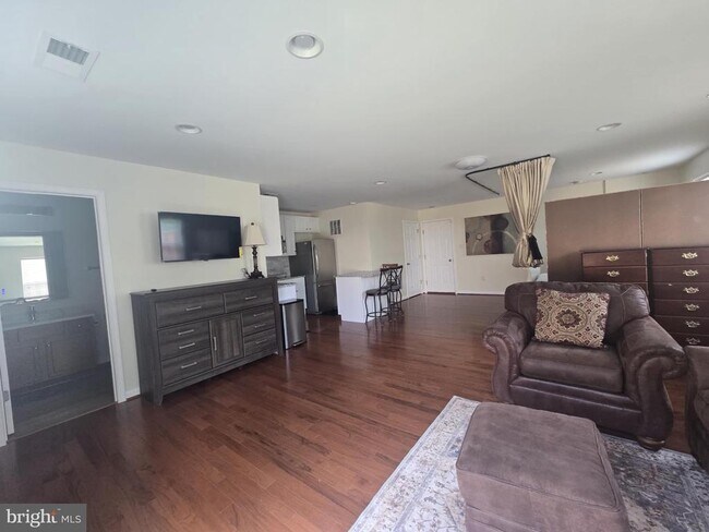 10201 Fountain Cir in Manassas, VA - Building Photo - Building Photo