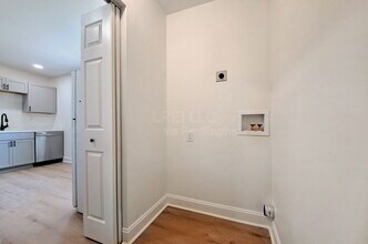 4624 E Indian Trail in Louisville, KY - Building Photo - Building Photo