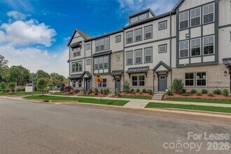 411 Jetton St in Davidson, NC - Building Photo - Building Photo