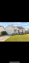 151 Radford Cir in Dothan, AL - Building Photo