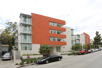 Landfair Apartments in Los Angeles, CA - Building Photo - Building Photo