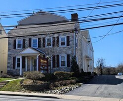 454 Germantown Pike in Lafayette Hill, PA - Building Photo