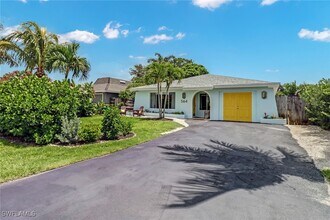 564 107th Ave N in Naples, FL - Building Photo - Building Photo