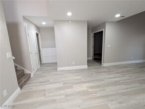 7049 Magic Moment Ln in Las Vegas, NV - Building Photo - Building Photo