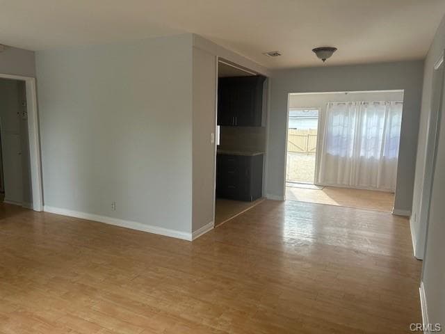 17430 Martha St in Los Angeles, CA - Building Photo - Building Photo