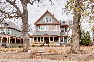 529 Portland Ave in St. Paul, MN - Building Photo - Building Photo