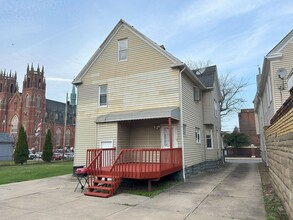 6606 Forman Ave-Unit -Down Unit in Cleveland, OH - Building Photo - Building Photo
