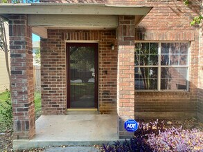 14735 Bending Point in San Antonio, TX - Building Photo - Building Photo