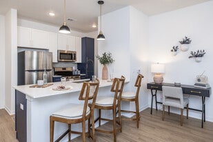 The Nash in Rosemount, MN - Building Photo