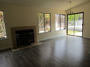 188 Wave Ave in Pismo Beach, CA - Building Photo - Building Photo