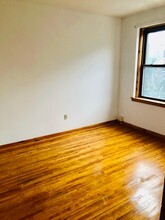 160 Strathmore Rd, Unit 8 in Boston, MA - Building Photo - Building Photo