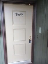 1565 Commercial St SE in Salem, OR - Building Photo - Building Photo