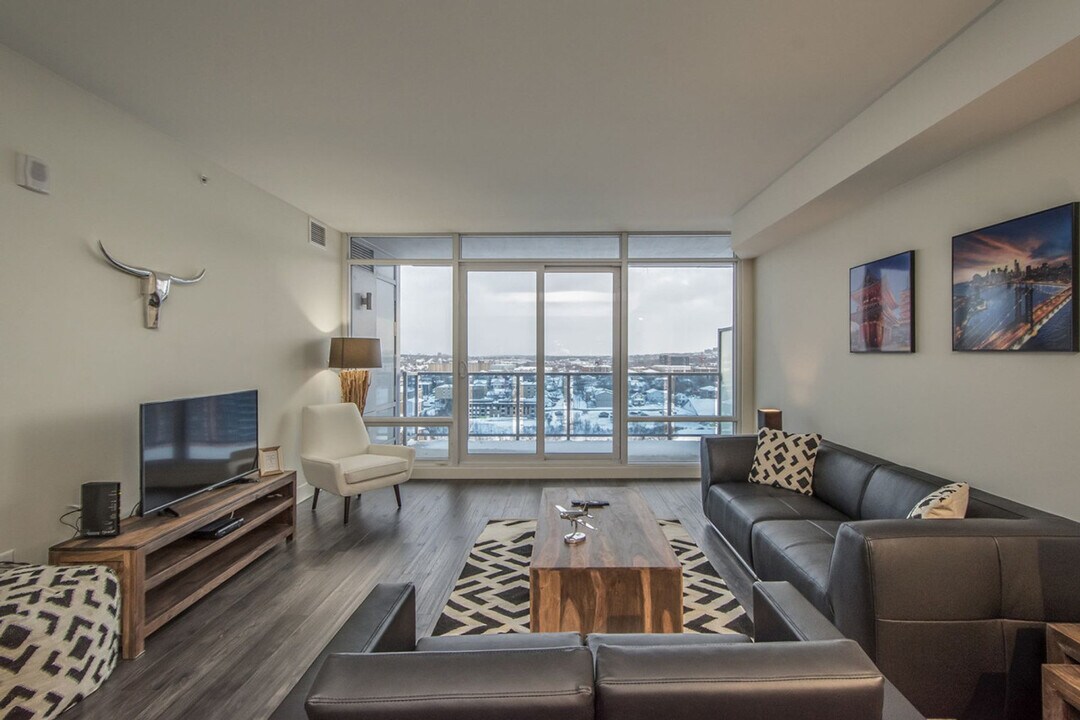 50 Bedford Hwy in Halifax, NS - Building Photo