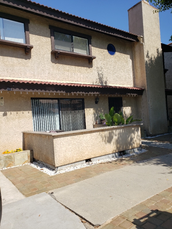 514 Coronado Ave in Long Beach, CA - Building Photo - Building Photo