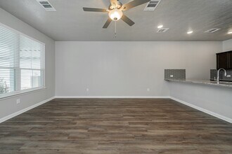 1115 Trellis Pass in Brenham, TX - Building Photo - Building Photo