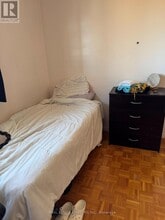 103 Belmont Crescent in Vaughan, ON - Building Photo - Building Photo