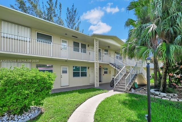 property at 1301 N 12th Ct