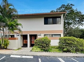 4430 SW 70th Terrace in Davie, FL - Building Photo
