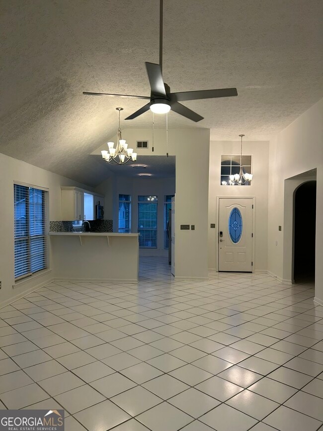 717 Shore Dr in Lithonia, GA - Building Photo - Building Photo