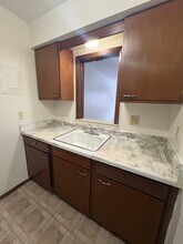 Meadow Ridge Apartments in Waterloo, IA - Building Photo - Building Photo