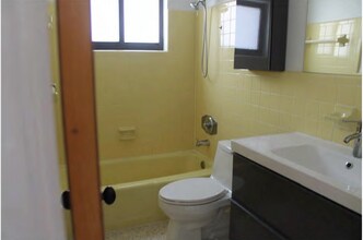 1960 SW 27th Ave, Unit 3 in Miami, FL - Building Photo - Building Photo