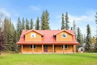 3650 Apache Ct in North Pole, AK - Building Photo - Building Photo