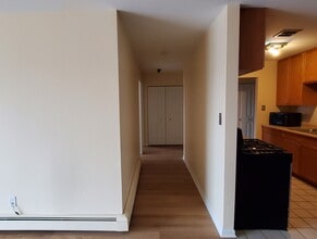 8974 N Western Ave in Des Plaines, IL - Foto de edificio - Building Photo