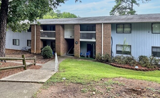property at 1022 Sandlin Pl