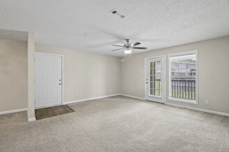 The Tarragon Apartments in Dothan, AL - Foto de edificio - Building Photo