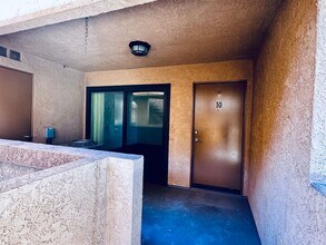 4121 Hathaway Ave in Long Beach, CA - Building Photo - Building Photo