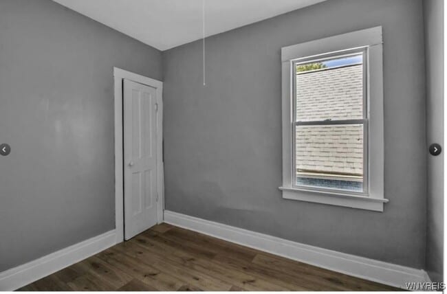 property at 229 Courtland Ave