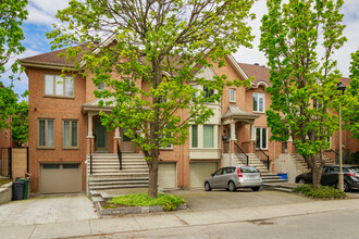 361 Gilberte-Dubé Rue in Verdun, QC - Building Photo - Building Photo