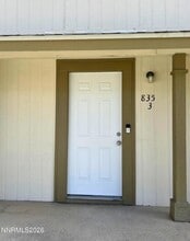 835 Ridgewood Dr in Sparks, NV - Building Photo - Building Photo